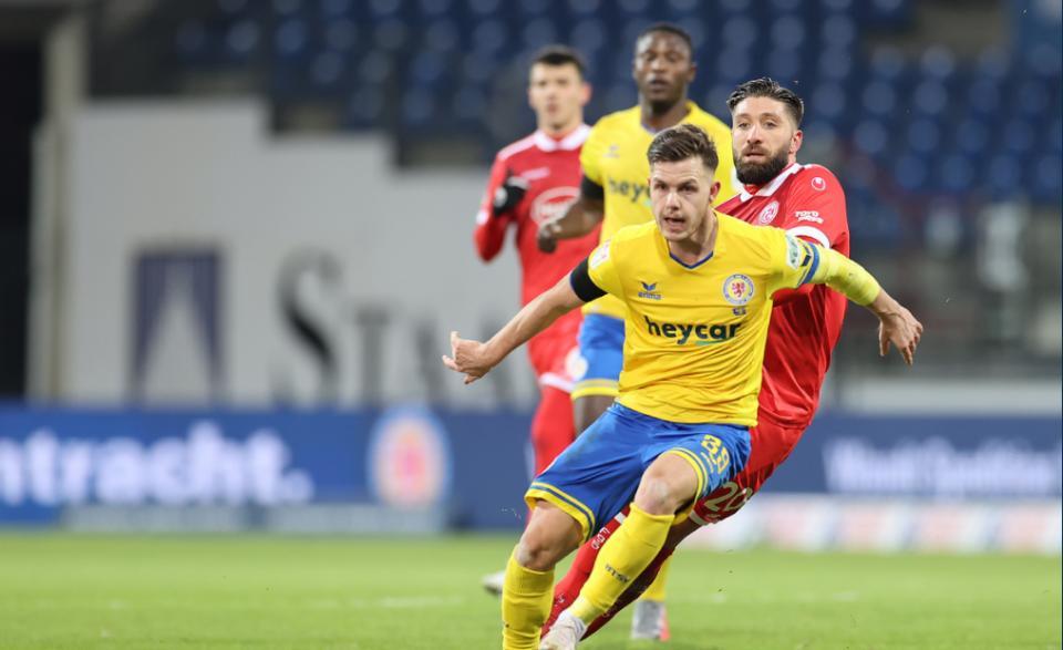 关于赛前体能课后，里尔调整名单备战荷甲，管理层满意，身体对抗强度拉满的信息